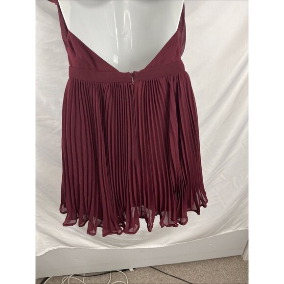Revolve Keepsake Wine-Coloured Pleated Mini Halter Dress Womens Size S - Picture 7 of 14